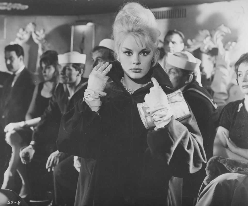 Actress Elke Sommer, known for roles in 1960s comedies and espionage films, dies at 85 — Shorewood Community news