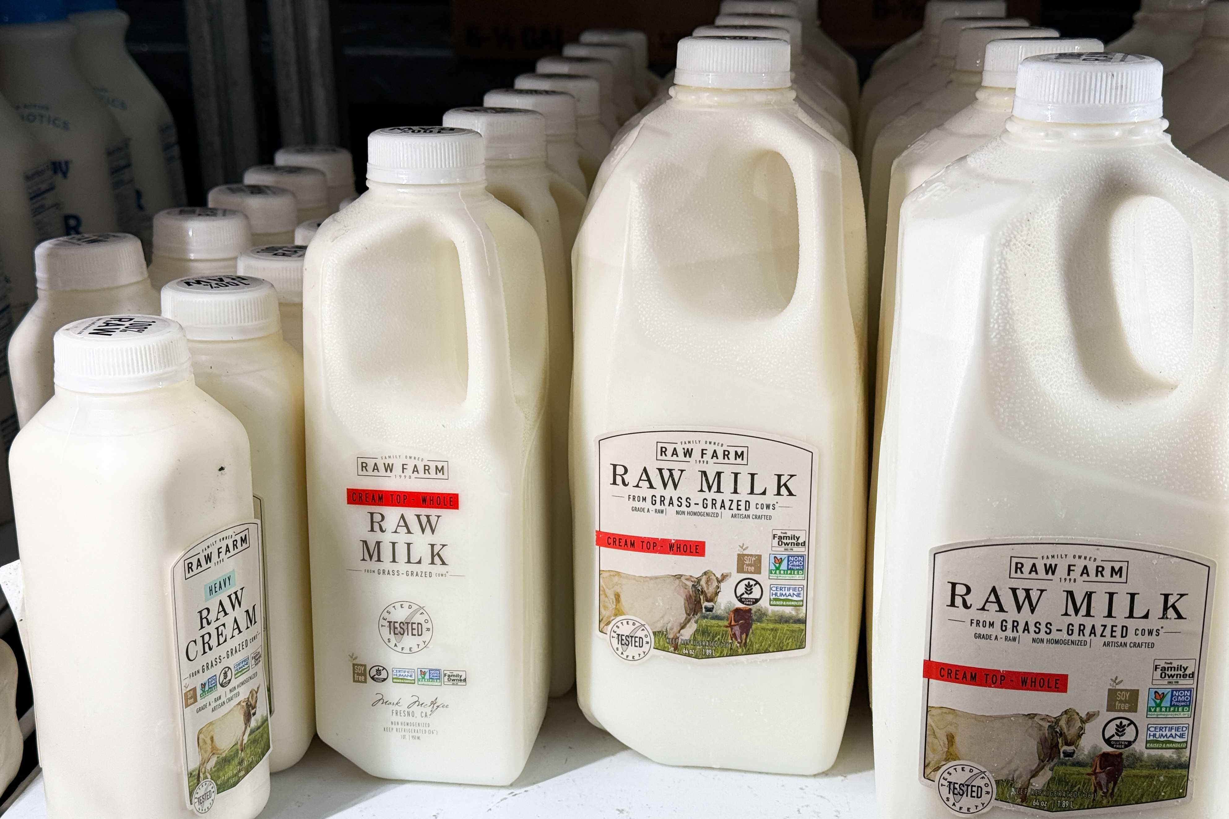 Reality TV show contestant said he drinks raw milk. Research shows that’s risky — Shorewood Health news